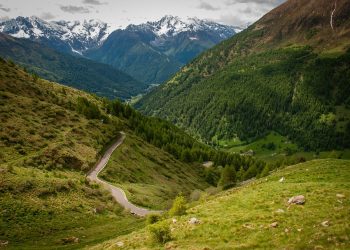 Immersive Journeys: Exploring the World’s Diverse Cultures Through Travel