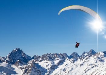 Navigating the Roadblocks: Overcoming Travel Hurdles with Ease